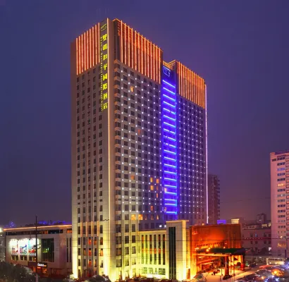 Double-Dove Peace International Hotel East Building - 3-Star