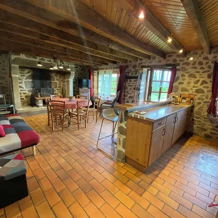 Rental Cottage St Merd La Breuille - Country House.