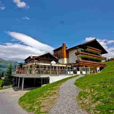 T3 Alpenhotel Garfrescha Hotel Exterior