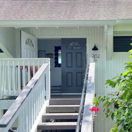 Tropical, Bright Princeville Studio with Mountain Views