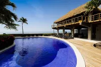 Casa de Mar Hotel and Villas - Parking