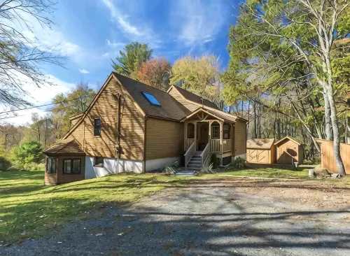 Timber frame home only 5 minutes from Windham Mountain - perfect for 2 families! - 4-Star