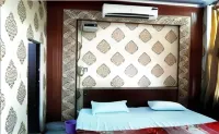 Abhiraj Guest House