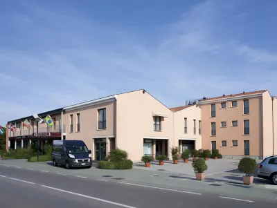 Best Western Titian Inn Hotel Venice Airport Hotel in zona Ponte del diavolo