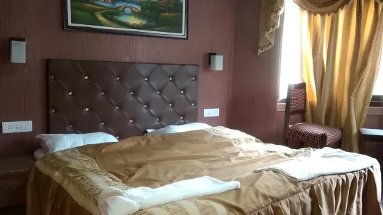 Goroomgo Khanday Guest House Srinagar