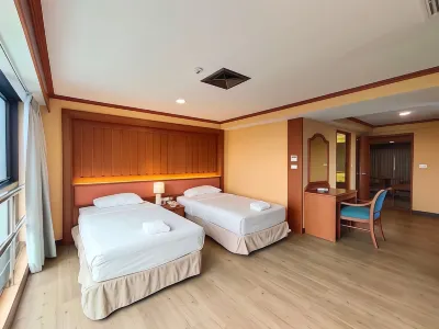 Ebina House Hotels near Happy Avenue Don Mueang