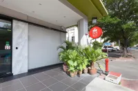 D'Metro Hotel Hotels near Opposite Chinese Temple Taman Chi Lung, Jalan Mesra