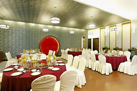 Majestic Mong Cai Hotel Отели в г. Монгкай