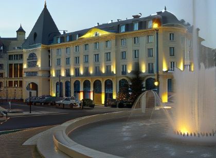 Le Plessis Grand Hotel