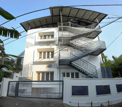 Guest West Inn Cochin Hotels near Q Cinemas