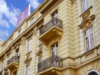 Belgrade City Hotel โรงแรมใกล้โบสถ์เซนต์มาร์กออร์โธดอกซ์