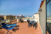 Flowers Apartments & Rooms Hotels in Meta