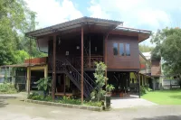 OYO 93595 Puri Adem 86 Syariah Bunkbed Hotels in Cangkringan