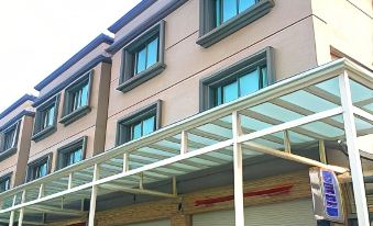 CHONG Kam Bed and Breakfast