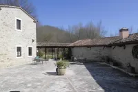 Casale Cipriani Hotels near Cattedrale dei Santi Nazario Celso e Vittore