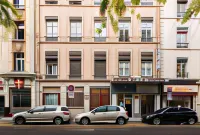 Lyo Hôtel