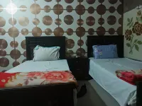 Food Qila Hotel & Guest House
