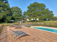 Domaine de Savignac Hotels in Massignac