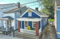 The Historic John H Dickman House Hotels in Covington