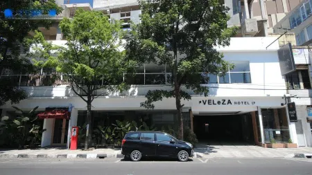 Veleza Hotel