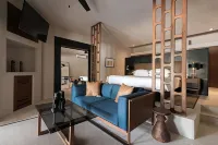 Thompson Zihuatanejo, A Beach Resort by Hyatt Hotels in Zihuatanejo