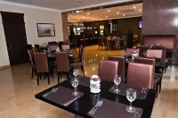 Avrora Hotel