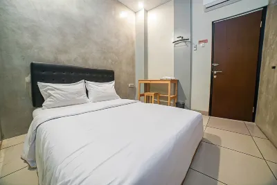 Umbrella Hotel Syariah by My Hospitality Hotel dekat UNPAM Witana Harja