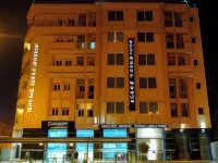 Appart Hôtel Mouna Hotels near Yves Saint Laurent Museum