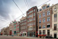 OZO Hotels Cordial Amsterdam Hotel dekat Hudson＇s Bay Amsterdam Department Store