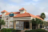 Quality Inn & Suites Kissimmee by the Lake Hotel di Kissimmee