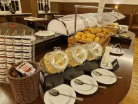 Halber Mond - breakfast