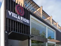 Hotel Villa Fiori Hotels near Train Station