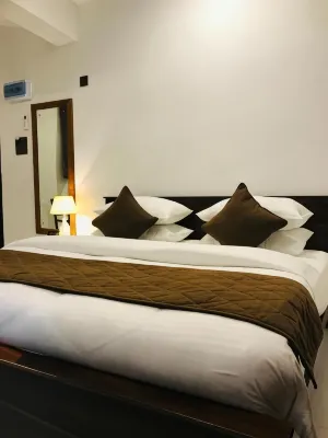 Opulence Colombo Hotels in Colombo 12