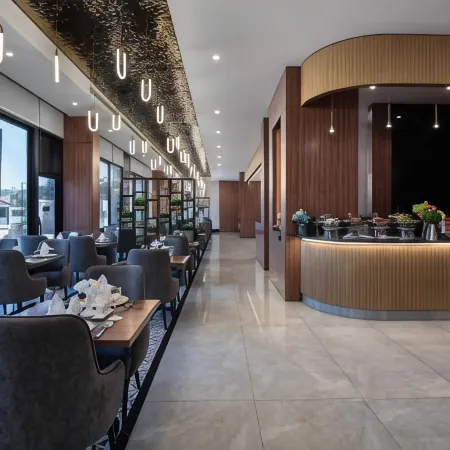 Warwick Al Jubail Hotel