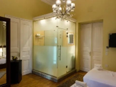 그랜드 아고르 호스텔