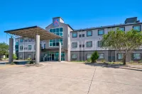 Motel 6 Harlingen, TX فنادق في هارلينغن