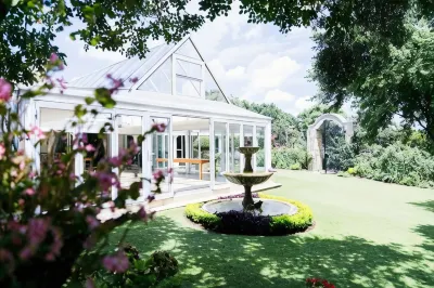Burkleigh House Các khách sạn ở Randburg