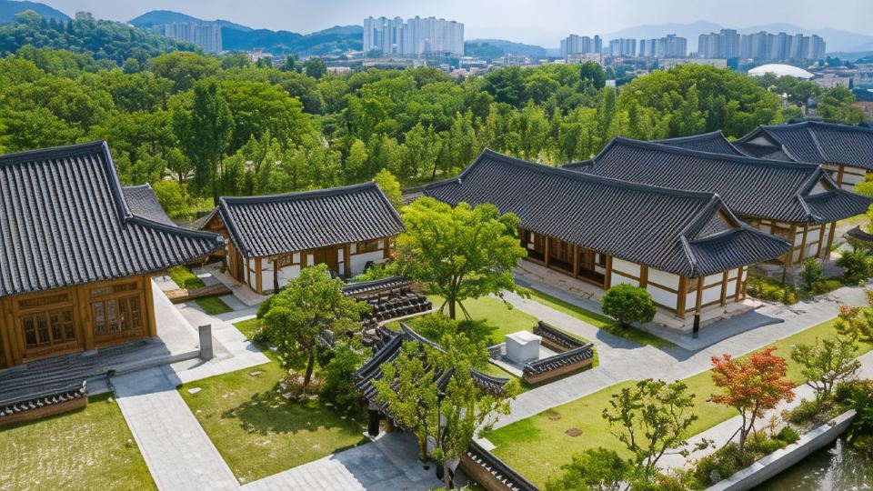 Hanok Stay Namwonyechon by Kensington