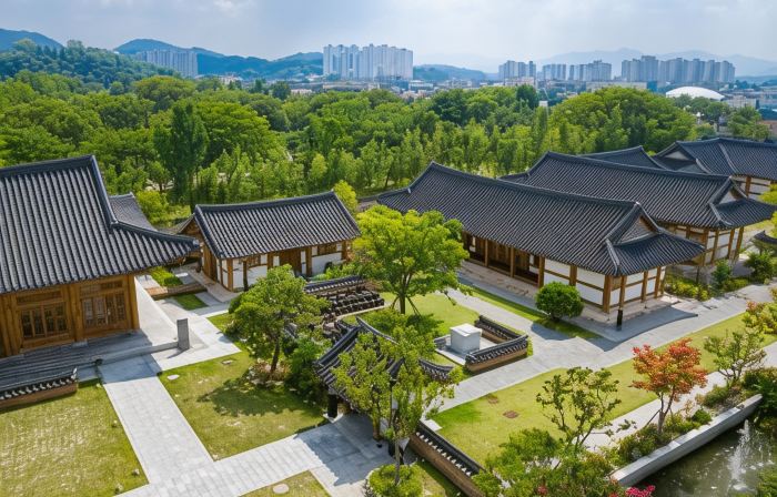 Hanok Stay Namwonyechon by Kensington