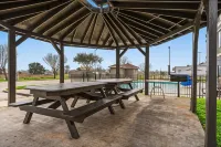 Motel 6 Rosenberg, TX