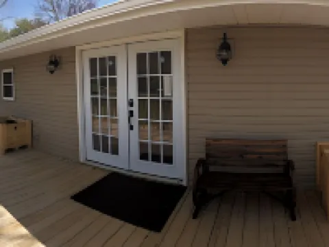 Freshly remodeled Retreat close to hiking, boating, and shopping Hotele w: Grainger County