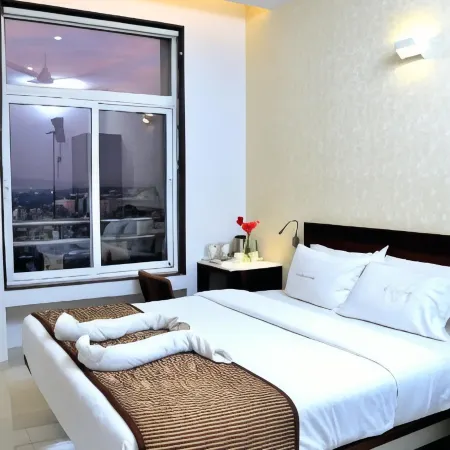 Hotel Sri Sri Executive Kolhapur Near Mahalaxmi Temple Отели в г. Колхапур