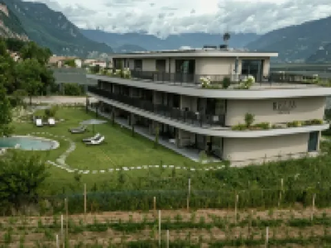 貝利亞閣樓 - 限成人- 公寓 阿皮亞諾蘇拉斯特拉達德爾維諾酒店