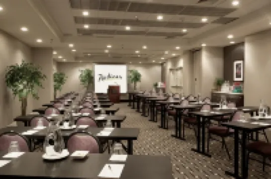 Radisson Hotel Phoenix Airport