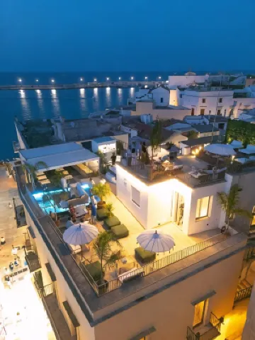 ホテル パラッゾ パパレオ