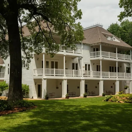 The Oakwood Inn Okoboji