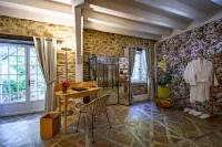 Maison d'hôtes les Jardins Saint Eloi Hotels in Uzerche