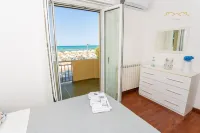 Palm Beach House - Vista Mare