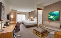 Hyatt Place Lansing East - Parkplatz