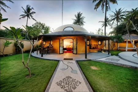 Bel Air Resort & Spa Lombok Отели в г. Північний Ломбок